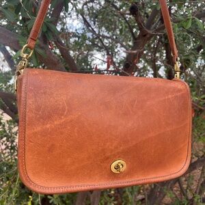 Vintage COACH New York City Convertible Clutch 1980’s / 1990’s British Tan